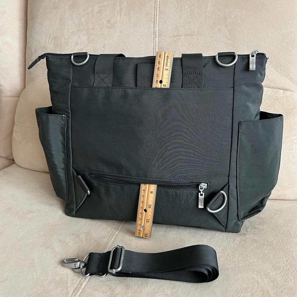 Baggallini Versatile Convertible Work, Travel Bag… - image 5